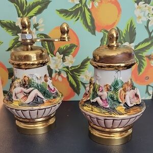 Capodimonte | Vintage Ceramic Salt Shake and Pepper Grinder